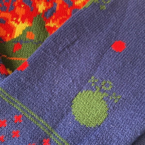 Flaming Xmas Tree Sweater - Picture 4 of 4